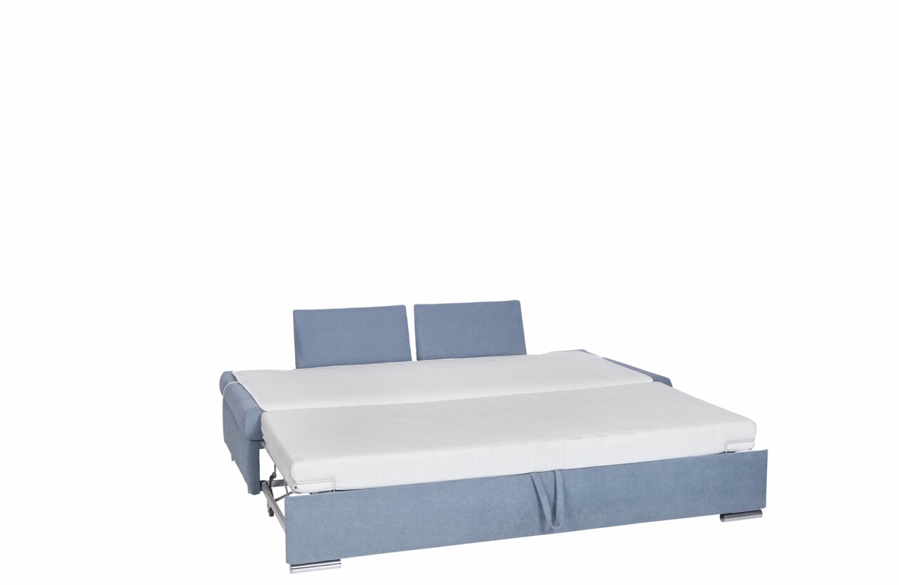 Blaues Schlafsofa in ausgeklappter Position, Vorderansicht