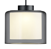 Moderne LED-Pendelleuchte KLARA mit zylindrischem, transparentem Schirm, seitliche Perspektive