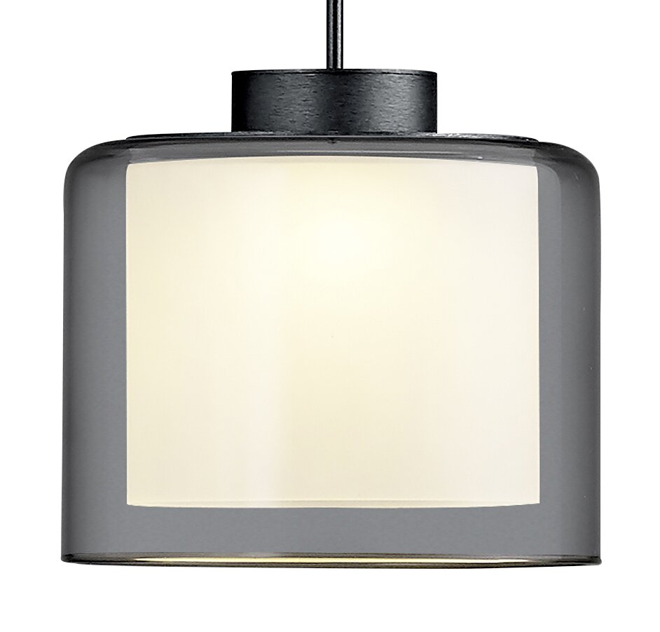 Moderne LED-Pendelleuchte KLARA mit zylindrischem, transparentem Schirm, seitliche Perspektive