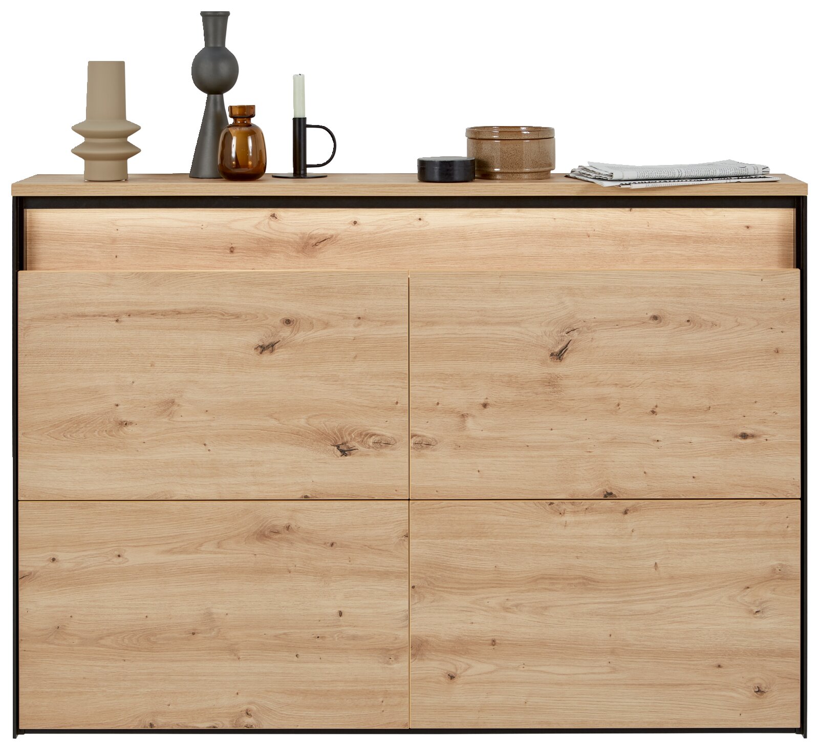 Moderner Hängeschuhschrank aus Holz mit Dekorationen auf der Oberseite, Frontalansicht