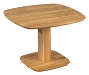Moderner Couchtisch aus Holz mit quadratischer Tischplatte und zentralem Standfuß, seitliche Perspektive