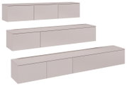 Minimalistisches, schwebendes Wandboard/Sideboard in Hellgrau mit glatten, grifflosen Fronten (3-türig), dargestellt in schräger Frontansicht von links oben.