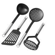 Küchenutensilien-Set bestehend aus einem Suppenschöpfer, einem Schaumlöffel, einem Pfannenwender und einem Kartoffelstampfer, aus schwarzem Nylon mit Edelstahlgriffen, aus der Vogelperspektive fotografiert.