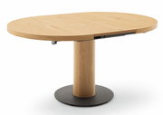 Runder Esstisch aus Holz mit einer zentralen Säule und einer runden Metallbasis, seitliche Perspektive