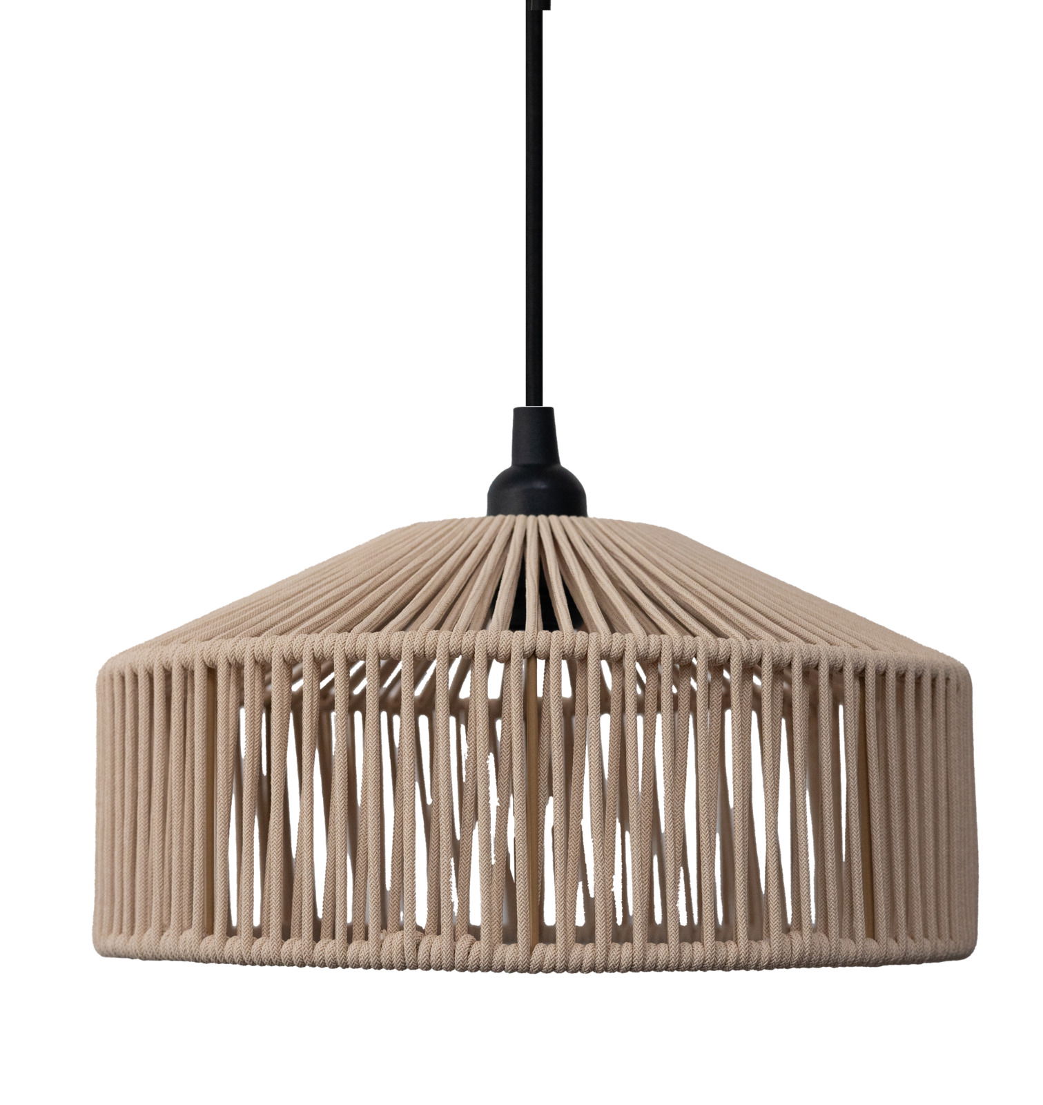 Outdoor-Hängeleuchte CALABARDINA in beige mit geflochtenem Design, seitliche Perspektive