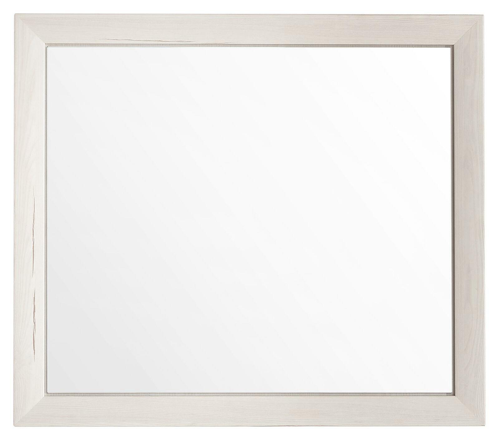 SOFRO Spiegel Serie Camron/Benton Rechteckiger Wandspiegel mit hellem Holzrahmen, frontal betrachtet.