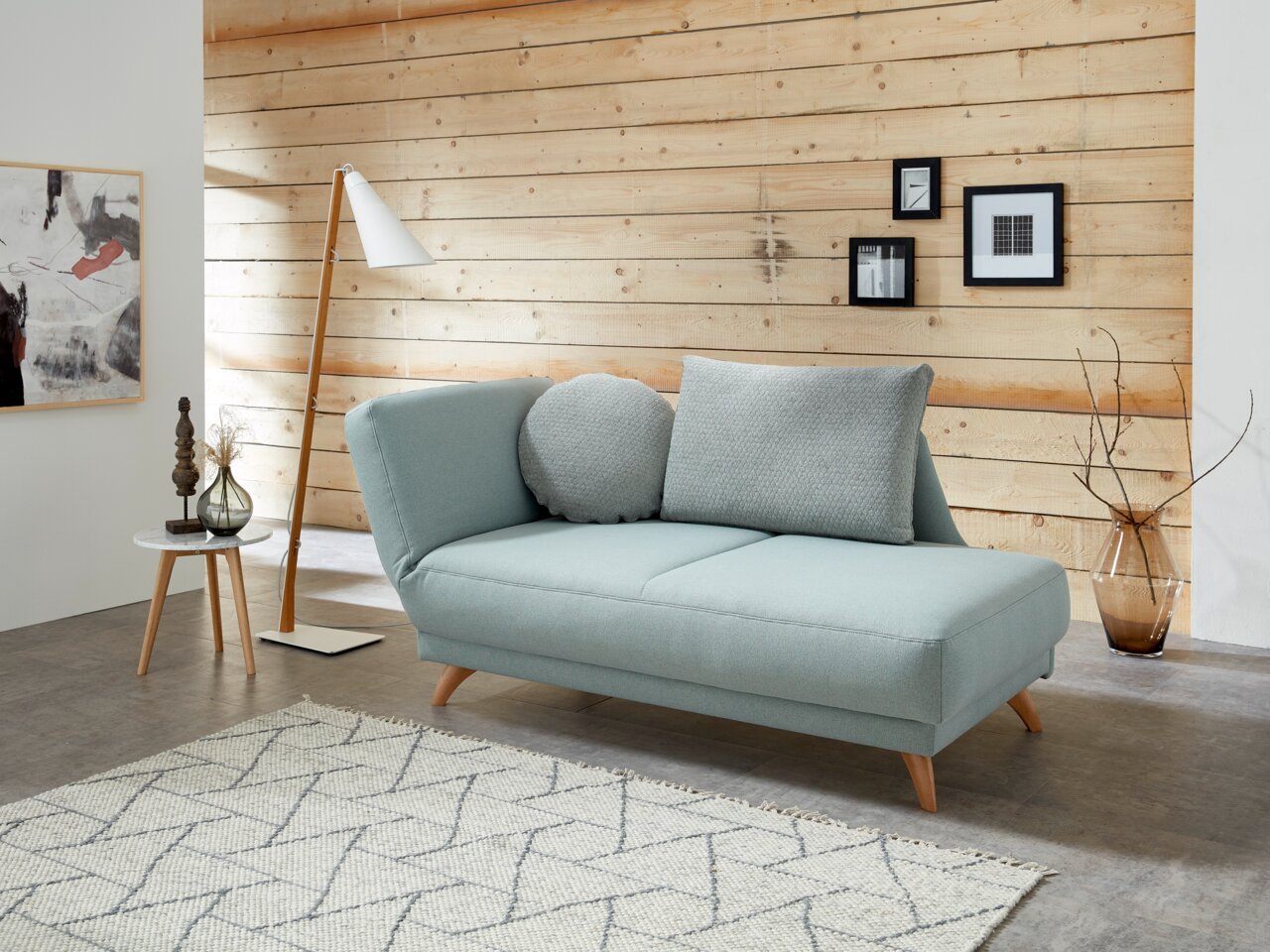 Max Berger Recamiere mit Armlehne links PALMA Recamiere mit Armlehne links in modernem Wohnzimmer, seitliche Perspektive