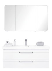Moderne badkamercombinatie met spiegelkast en wastafelonderkast, hier van voren afgebeeld.
