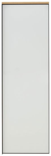 Frontansicht eines weißen Hängegarderobenschranks mit Holzleiste oben.