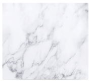 Marmorierte Herdblende oder Abdeckplatte in Draufsicht mit weiß-grauer Marmoroptik.