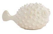 Keramik-Ornament in Form eines Kugelfisches, seitliche Perspektive