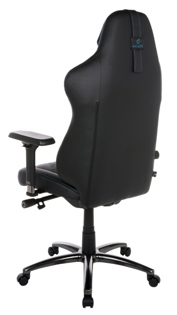 Rückansicht eines schwarzen Gaming-Stuhls mit verstellbaren Armlehnen und stabiler Basis auf Rollen.