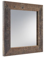 Quadratischer Spiegel mit rustikalem Holzrahmen, seitliche Perspektive