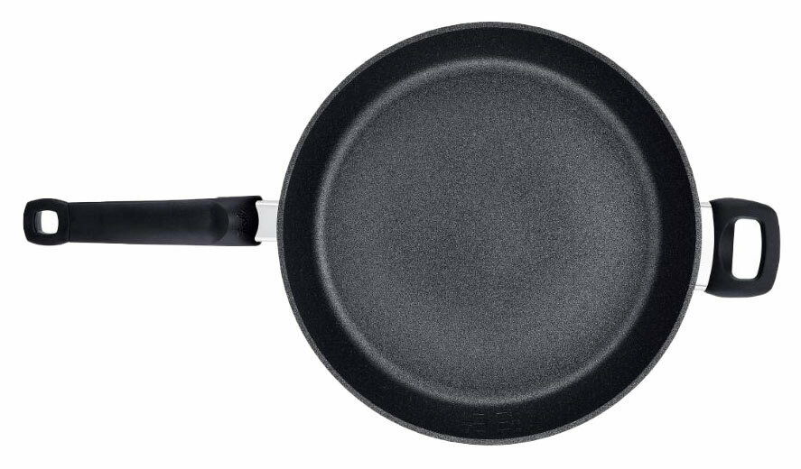 Schwarze Comfort Pfanne 32cm, Draufsicht mit langem Griff und zusätzlichem Haltegriff.