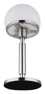Moderne Tischleuchte HAKU von Globo Lighting mit weißem kugelförmigem Lampenschirm und silbernem Standfuß, seitliche Perspektive