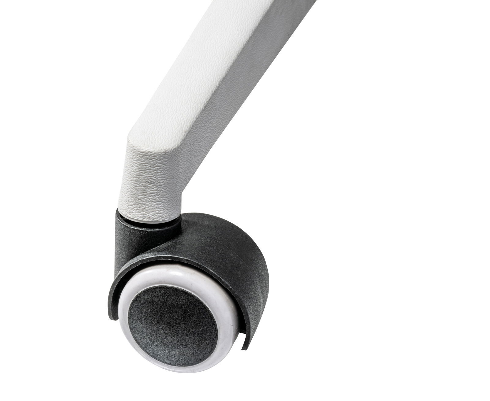 Nahaufnahme einer Stuhlrolle mit grauem Arm, seitliche Perspektive