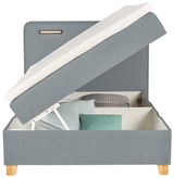 Boxbett mit aufklappbarem Stauraum, seitliche Perspektive