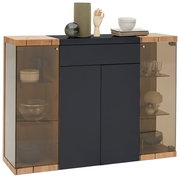 Modernes Highboard mit dunkler Front und Holzdetails, seitliche Glasvitrinen, frontal betrachtet.