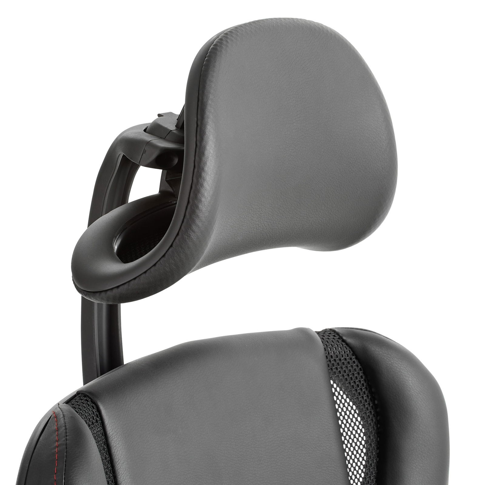 Nahaufnahme der Kopfstütze eines Gaming Stuhls in schwarzem Leder mit ergonomischem Design, seitliche Perspektive