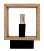 Moderne Tischleuchte mit quadratischem Holzrahmen und schwarzem Sockel, sichtbare LED-Kolbenlampe, frontal aus der Vorderansicht fotografiert