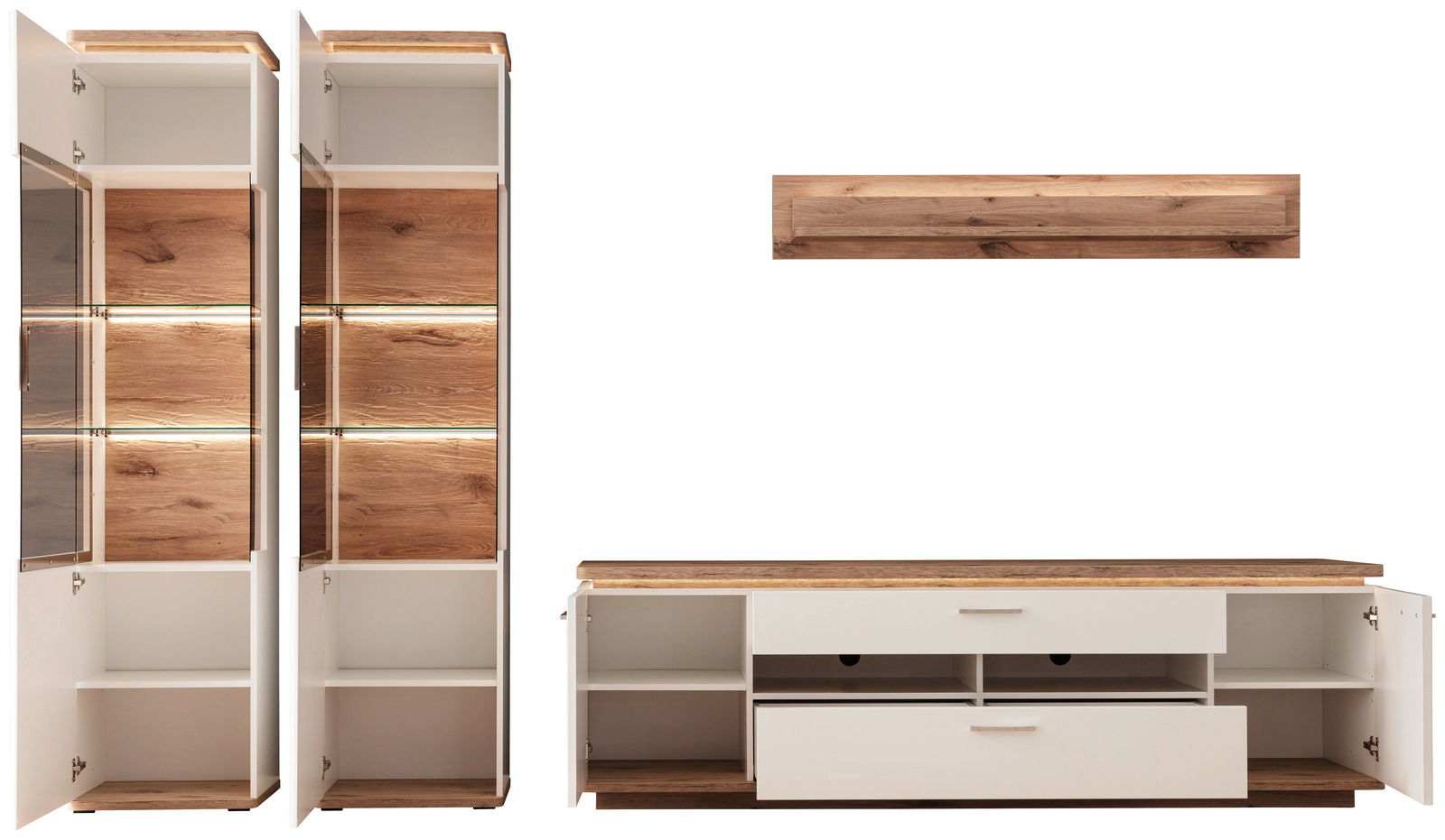 Wandkombination mit zwei hohen Schränken, einem TV-Board und einem Wandregal in Holzoptik und Weiß, frontal betrachtet.