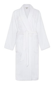 Weißer Bademantel mit Schalkragen und Gürtel, Vorderansicht