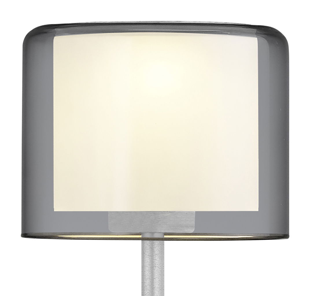 Elements by Bankamp LED-Tischleuchte KLARA LED-Tischleuchte KLARA mit zylindrischem, grauem Lampenschirm, seitliche Perspektive