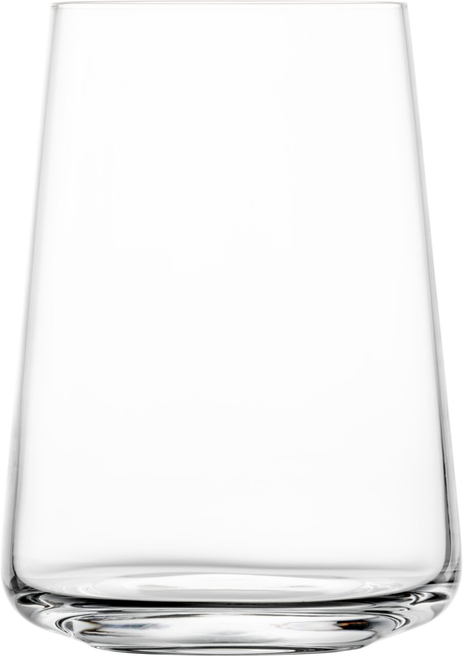 Transparenter Trinkbecher aus Glas, frontal fotografiert