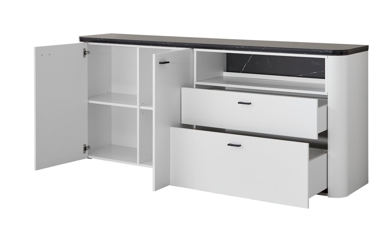 Weißes Sideboard mit schwarzer Marmorplatte, zwei offenen Schubladen und einer geöffneten Tür, seitliche Perspektive