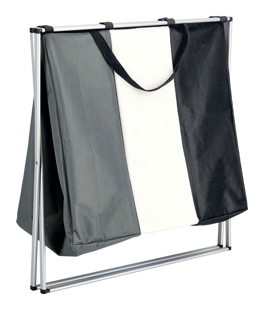 Dreifacher Wäschesammler mit grauen, weißen und schwarzen Fächern, seitliche Perspektive