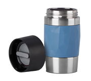 Thermobecher 0,3L in hellblau mit abgenommenem Deckel, seitliche Perspektive