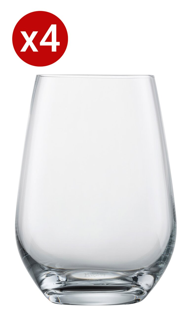 Ein Set aus vier klaren Gingläsern, frontal abgebildet.