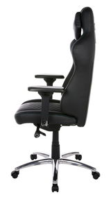 Seitliche Ansicht eines schwarzen Gaming-Stuhls mit verstellbaren Armlehnen und ergonomischem Design.