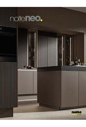 Titelseite des Nolte Neo Journals 2023 mit schlichten, dunklen Schränken. 