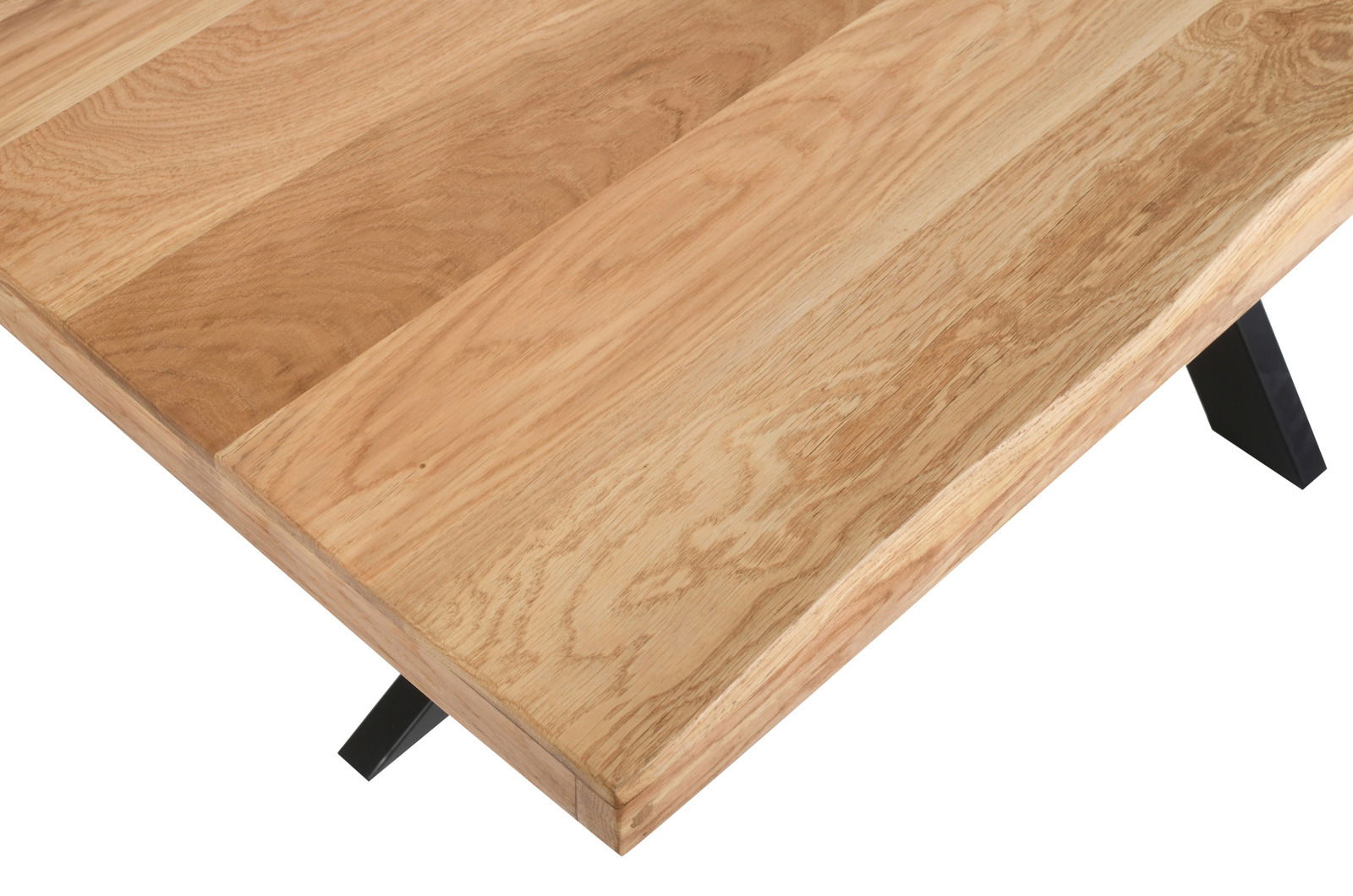 Nahaufnahme eines Esstisches aus Holz mit schwarzem Metallgestell, von oben betrachtet.