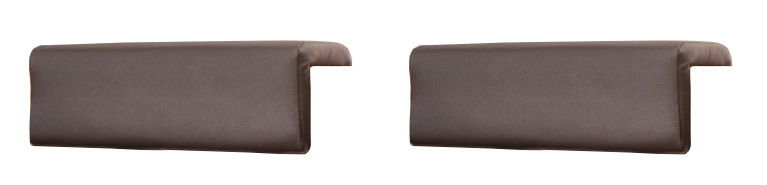 Zwei braune Steckkissen in seitlicher Perspektive