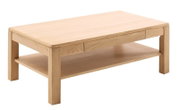 Holz-Couchtisch mit rechteckiger Tischplatte und zusätzlicher Ablagefläche, seitliche Perspektive