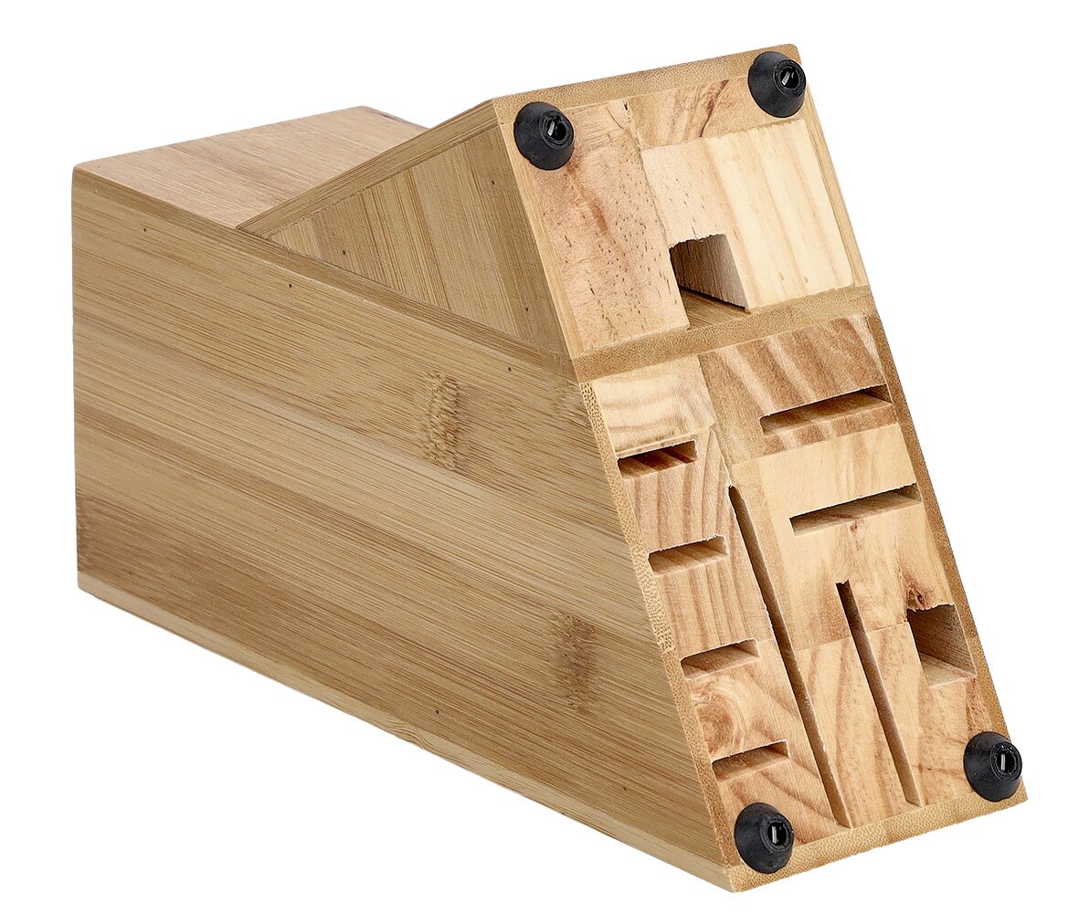 Messerblock aus Holz in schräger Perspektive, mit mehreren Schlitzen für Messer.