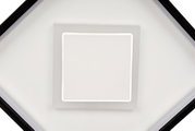 Moderne LED-Deckenleuchte in quadratischer Form, Ansicht von unten