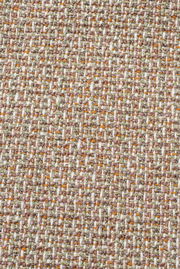 Nahaufnahme eines gewebten Stoffes in natürlichen Erdtönen, geeignet für eine Zierkissenhülle.