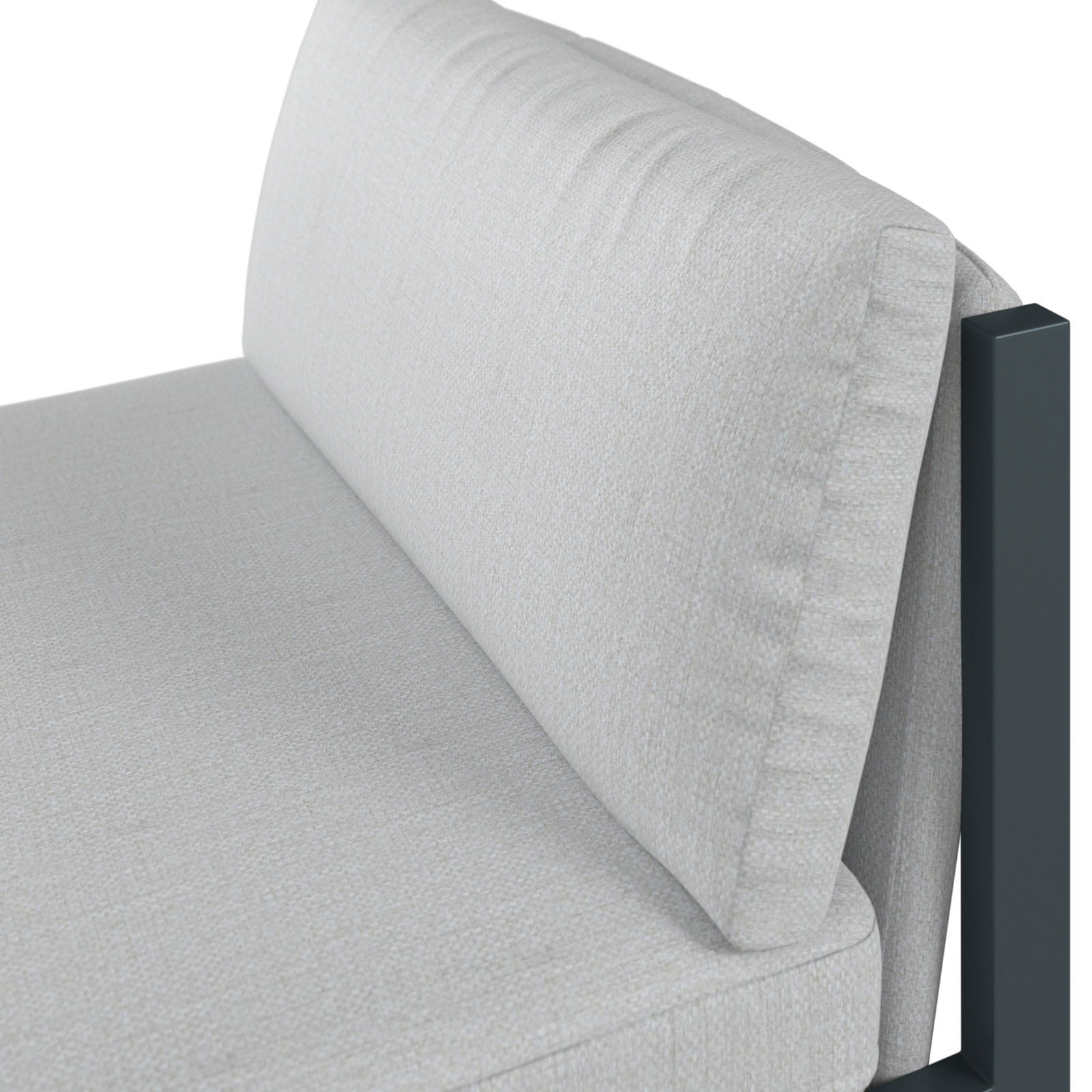 Nahaufnahme eines Lounge-Sofas ohne Armteil in hellem Stoff, seitliche Perspektive