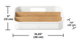Vorderansicht eines weißen und naturfarbenen Organizers mit zwei Fächern und einem Griff, Maße: 26 cm breit, 20 cm tief, 13 cm hoch.