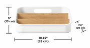 Vorderansicht eines weißen und naturfarbenen Organizers mit zwei Fächern und einem Griff, Maße: 26 cm breit, 20 cm tief, 13 cm hoch.