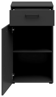 Schwarze Kommode mit einer offenen Schublade und einer offenen Tür, frontal betrachtet.
