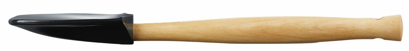 Seitliche Ansicht eines großen Kochlöffels mit schwarzem Kopf und Holzgriff.