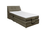 Boxspringbett in seitlicher Perspektive mit verstellbarem Kopfteil und Fernbedienung
