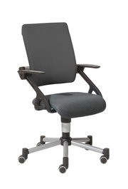 Moderner Jugenddrehstuhl in seitlicher Perspektive mit ergonomischem Design, gepolstertem Sitz und Rückenlehne, sowie verstellbaren Armlehnen auf Rollen.