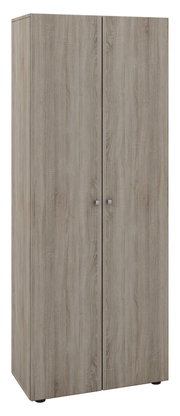 Zweitüriger Kleiderschrank in heller Eichenholz-Optik mit zwei kleinen silberfarbenen Knäufen, freistehend auf schwarzen Füßen, in leicht schräger Frontansicht (3/4-Perspektive)