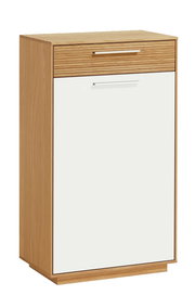 Schuhkommode aus Holz mit einer weißen Front und einer Schublade, seitliche Perspektive