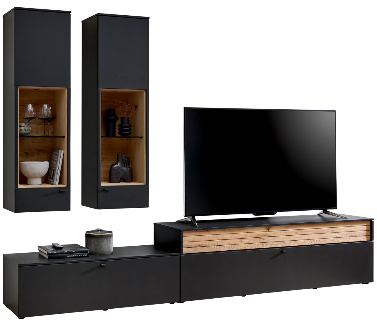 Venjakob Wandcombinatie LUMEA Moderne Wandkombination Venjakob LUMEA in schwarzem Design mit Holzdetails, bestehend aus zwei hohen Schränken und einem TV-Board, frontal abgebildet.